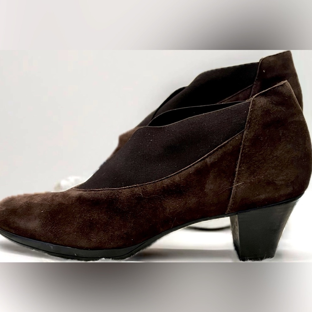 Munro Women’s Francee Ankle Bootie, Brown Suede Leather - New w/o Box, Size 8M
